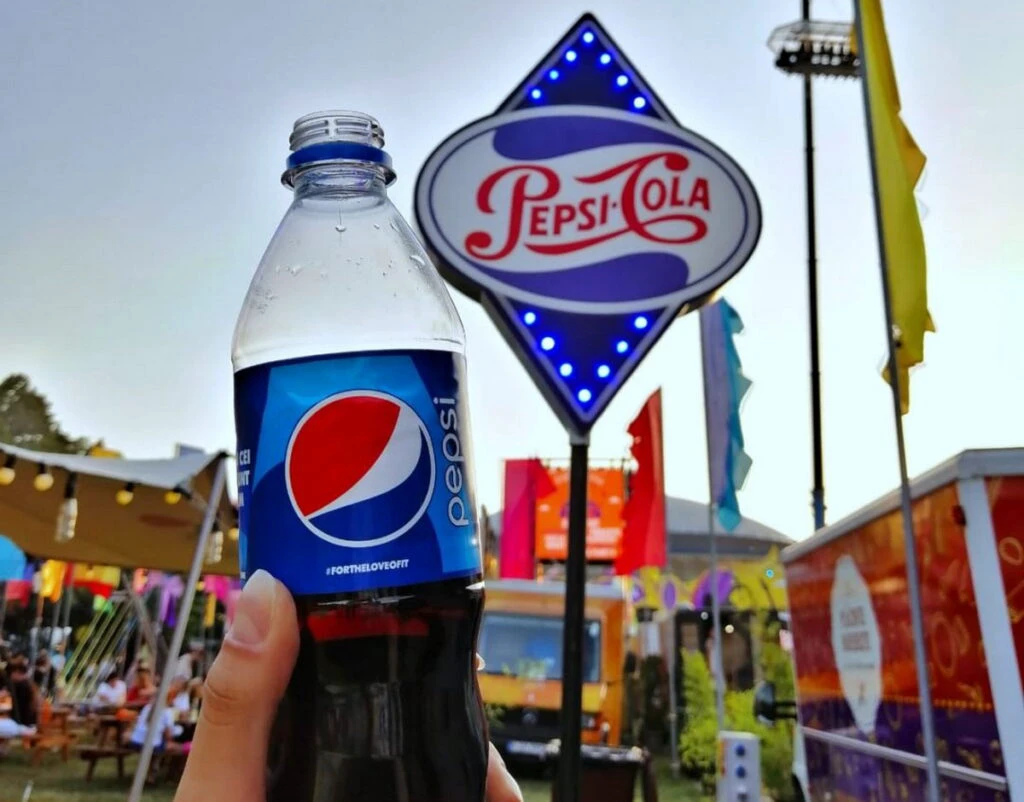 Pepsi reduce procentul de zahăr din băuturile vândute în Europa cu un sfert. Ce alte decizii a mai luat grupul american