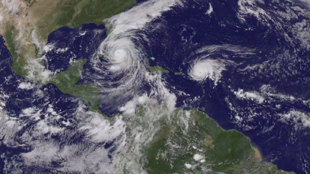 Meteorologii trag semnalul de alarmă! Un ciclon tropical se va forma în Marea Neagră: Care vor fi consecințele