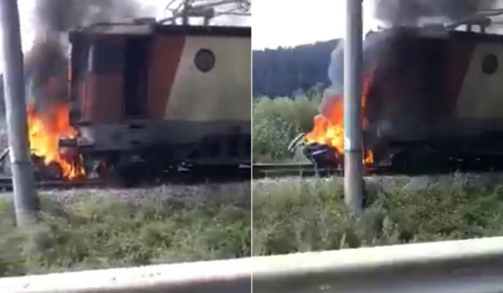 Tragedia serii în România! Au murit în flăcări, după ce au fost târâți sute de metri pe calea ferată! Accident feroviar teribil în România VIDEO