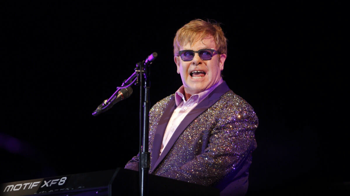 Veste tristă despre Elton John. Celebrul cântăreț, cu grave de sănătate: „Nu mai văd nimic cu ochiul drept”