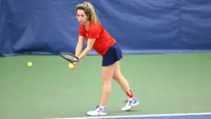 Povestea Emmei Răducanu se repetă. Sportiva care vrea să scrie istorie în tenis. Tatăl ei este român