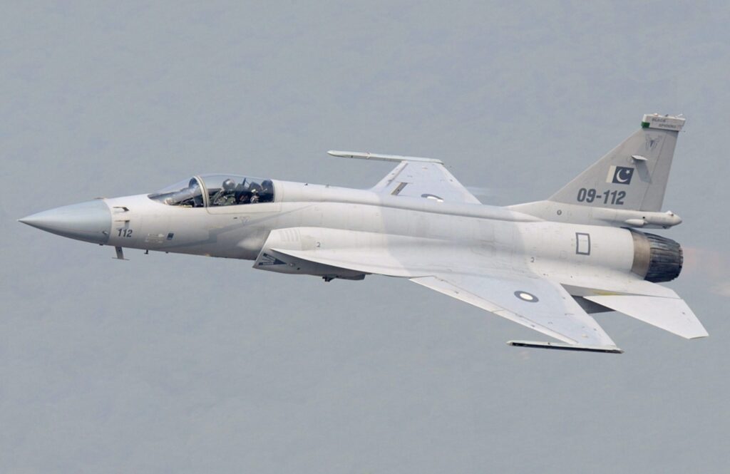 China trimite o undă de șoc la nivel mondial! A mobilizat masiv avioanele militare