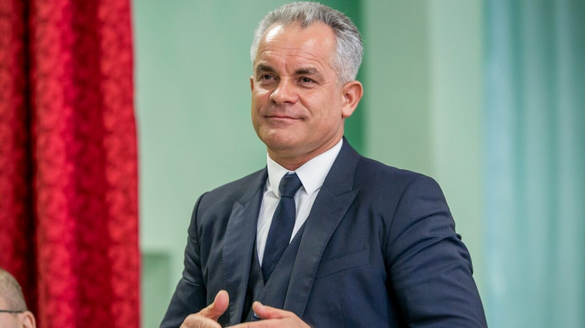 Final de fugă pentru „Plaha”. Oligarhul Vlad Plahotniuc a fost capturat în Grecia, după ani de căutări