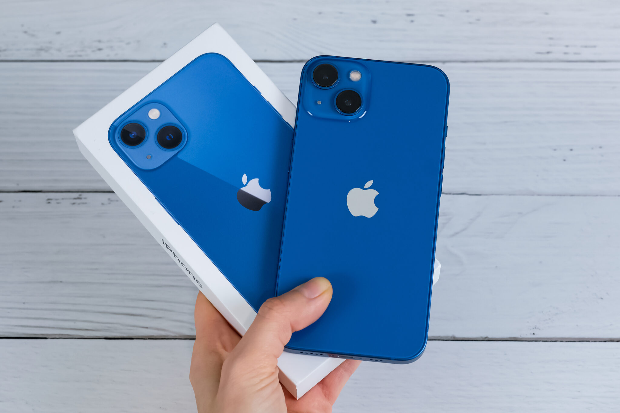 13 синий. Iphone 13 Blue.