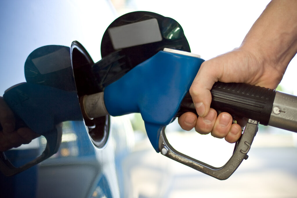 Preţ carburanţi, 14 august 2023. Cât costă un litru de carburant în marile orașe din România