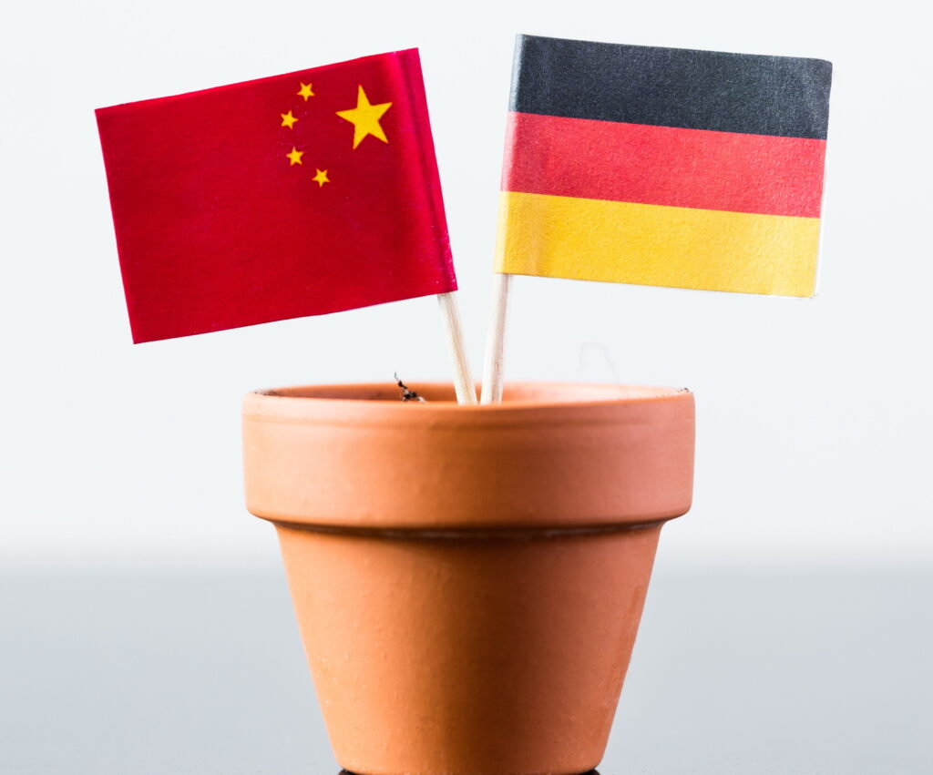 Era post-Angela Merkel. Cum va arăta relaţia Germaniei cu China şi ce pericol vine dinspre SUA