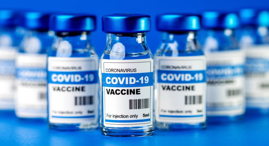 Când se administrează a patra doză de vaccin? Anunțul momentului de la şeful Moderna