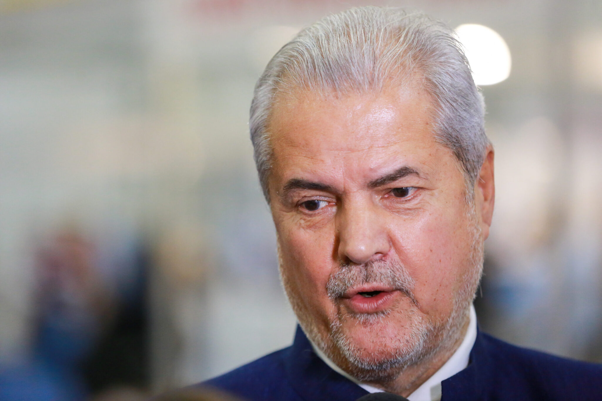 Adrian Năstase analizează dilema COVID „Sunt semne de întrebare în