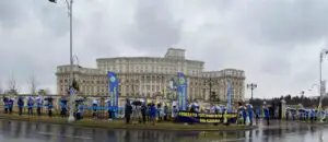 Sindicaliștii din Sănătate protestează pentru acordarea drepturilor salariale