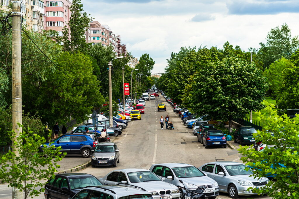 Aplicația AmParcat este soluția pentru parcare în București. Șoferii trebuie să o instaleze pe telefonul mobil