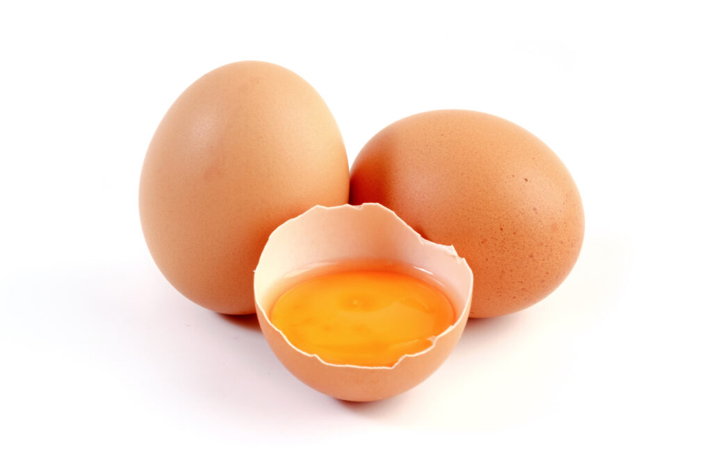 Cofrajul de ouă a devenit simbolul inflației. Cât au crescut prețurile în ultimul an și care este explicația