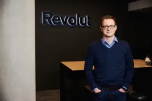 Revolut Bank, reușită importantă! Sunt vești importante pentru toți cei care au acest card