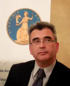 Petrișor Peiu despre 2022: inflație, deficitul comercial crește, PNRR-ul bagă în fibrilație administrația centrală