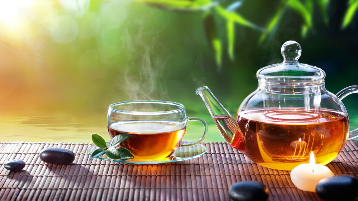 Ceaiul care face minuni. Ajută la reumatism și la controlul zahărului din sânge