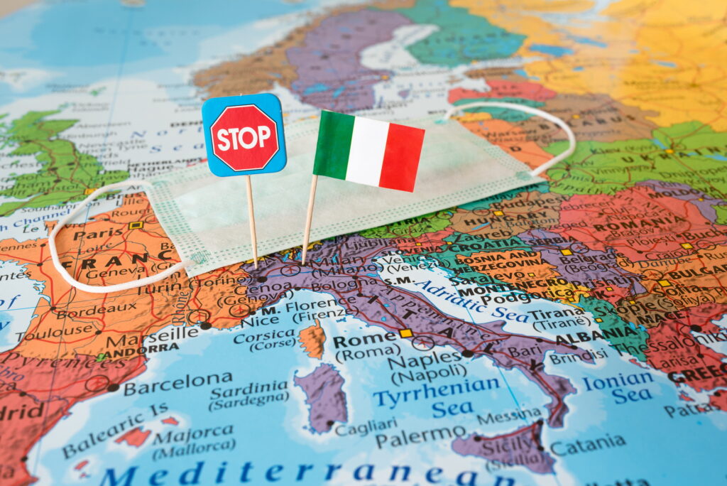 Italia dispune testarea obligatorie anti-Covid pentru pasagerii care sosesc din China