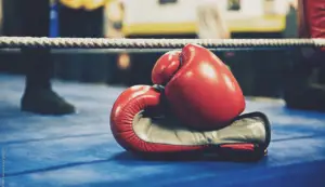 Șoc și groază în lumea sportului! Un fost luptător în Local Kombat, adus în lanțuri în România