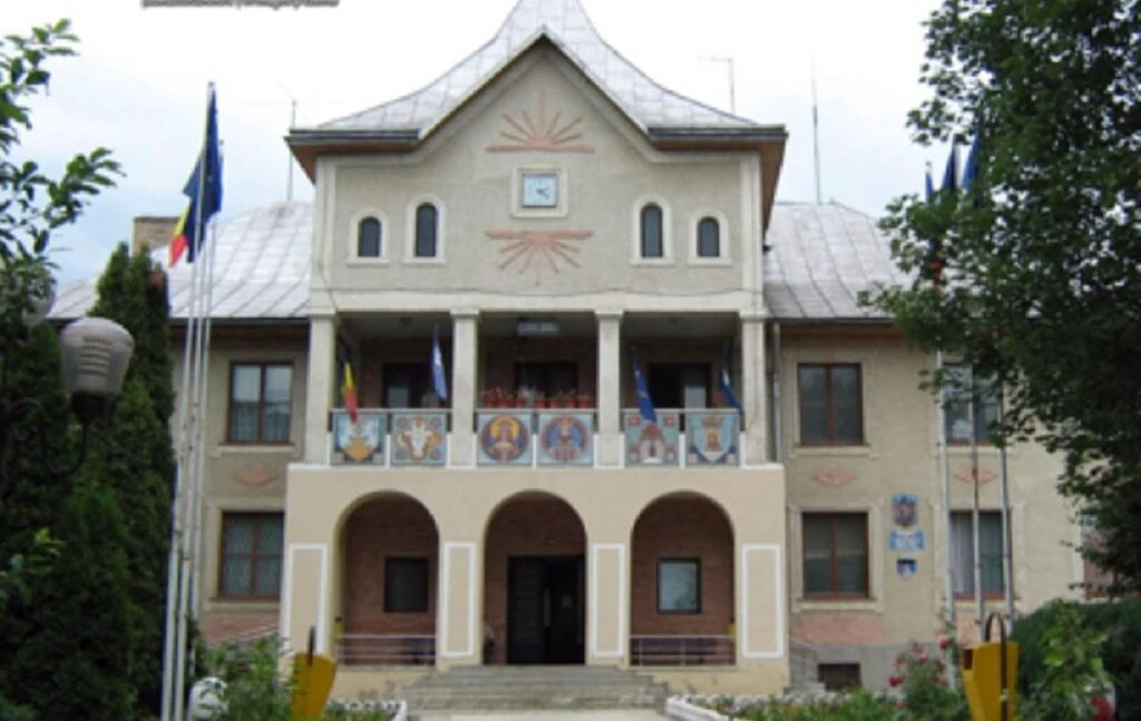 O primărie din România este în plin faliment. „Am fost nevoiţi să contractăm un credit la trezoreria statului”