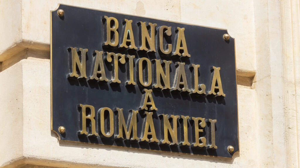 BNR: Rezervele valutare au scăzut în luna august. Cât de mare este rezerva de aur a României