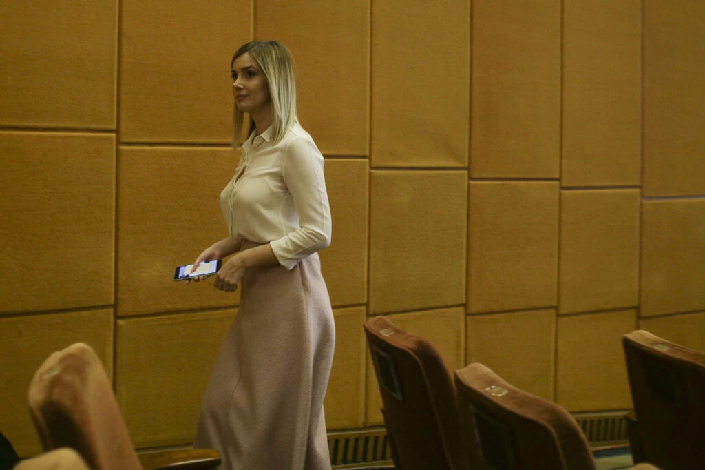 Irina Tănase e în stare de șoc! Ce s-a întâmplat cu ea după despărțirea de Liviu Dragnea