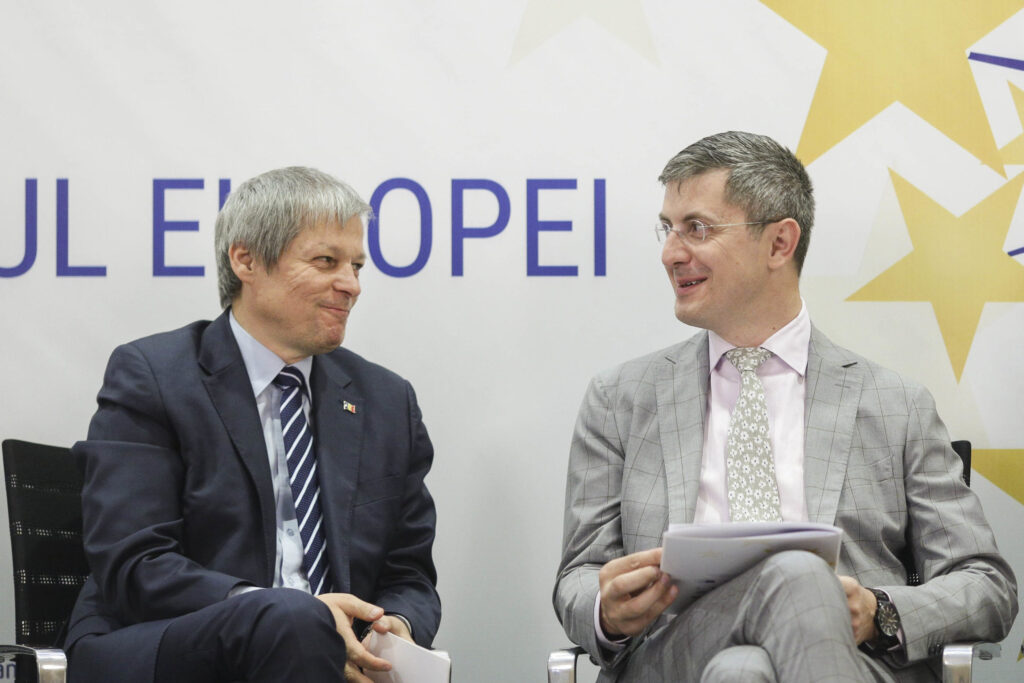Dacian Cioloş, prima reacţie oficială după demisia din USR! Anunţul privind prezidenţialele din 2024