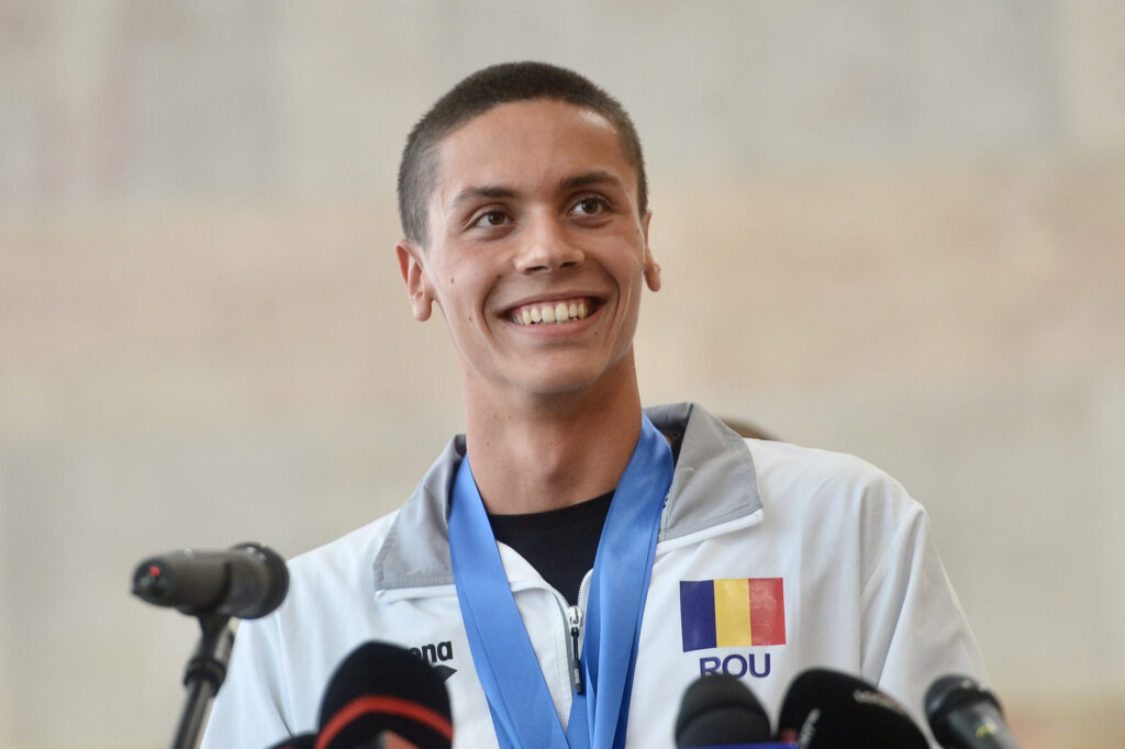 David Popovici, prima reacție după câștigarea celei de-a doua medalii de aur: Sper că v-am făcut pe toți mândri