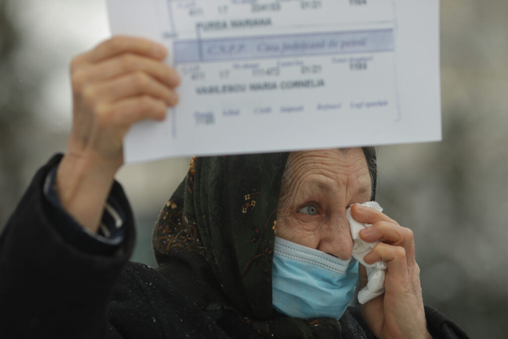 Veste teribilă despre pensii! Ce se întâmplă cu banii românilor: Este foarte grav