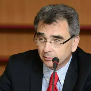 Analist economic: Consolidarea fiscală rămâne principala așteptare de la administrația românească