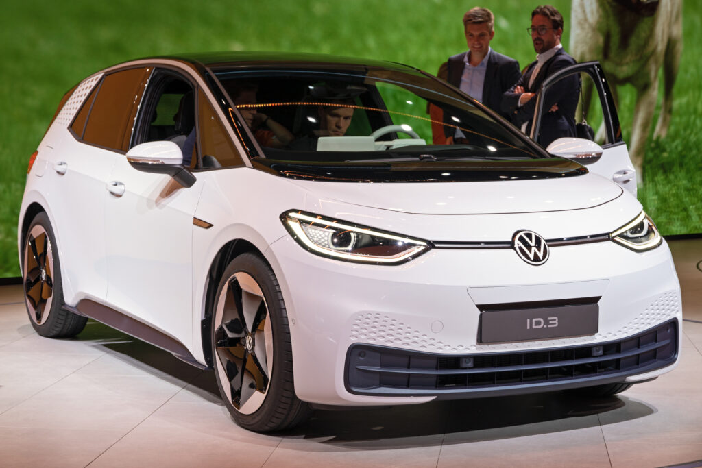 Volkswagen a amânat proiectul privind fabrica de baterii din Europa de Est