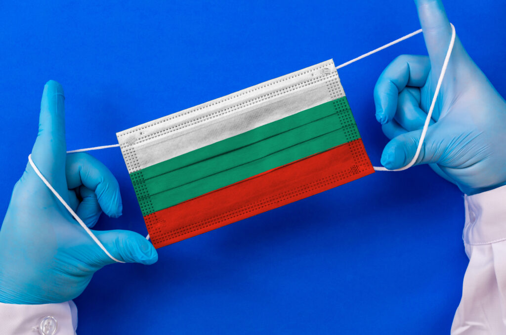 Bulgaria renunță definitiv la certificatul verde. Vecina României nu mai are restricții