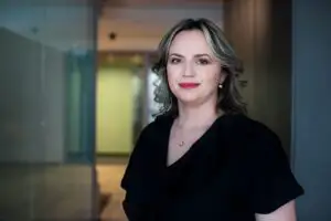 Apare o nouă paradigmă tehnologică: metaversul. Este următoarea frontieră a experienței umane şi de muncă
