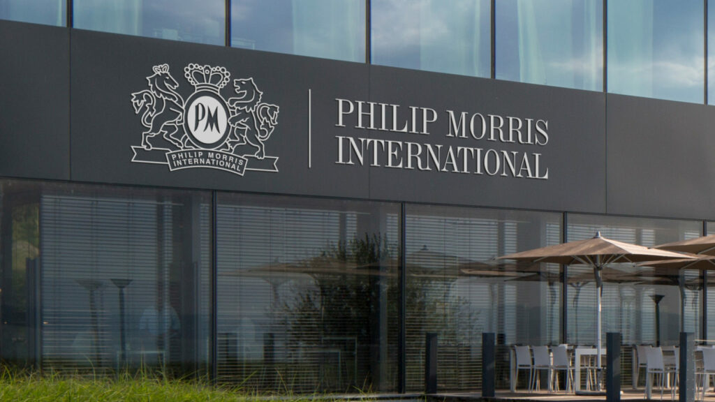 Philip Morris International Inc. suspendă investițiile și reduce producția în Federația Rusă