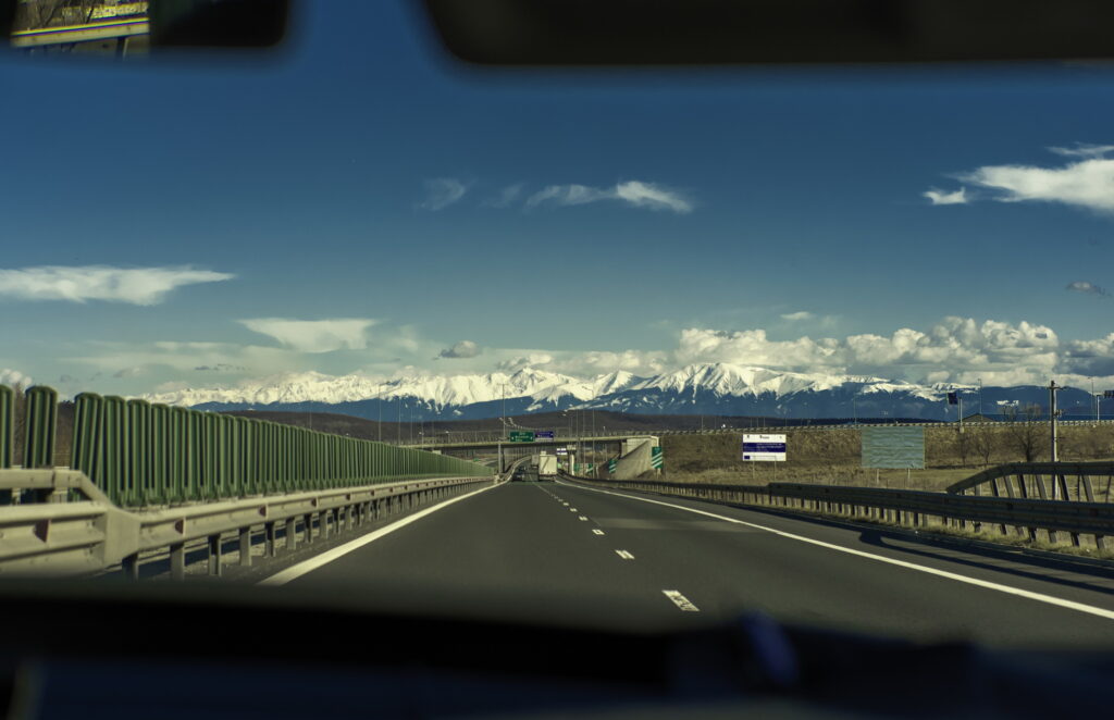Autostrada care va traversa Carpaţii! Veşti bune despre cel mai aşteptat drum din România