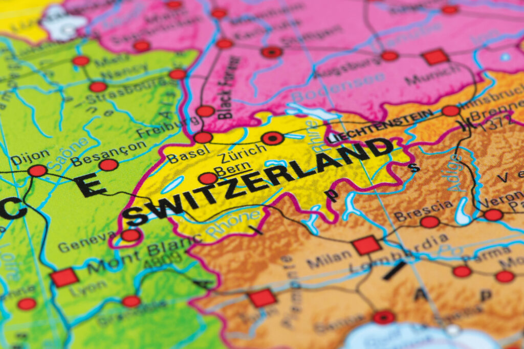 Guvernul elvețian, obligat de CEDO să schimbe legea pensiilor pentru că îi discriminează pe bărbați