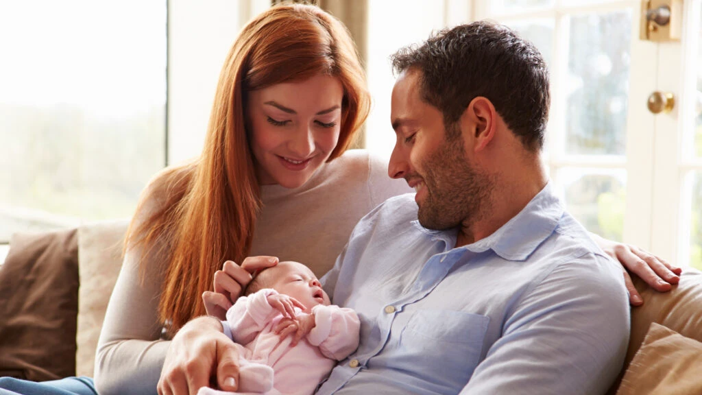 Cinci drepturi pe care trebuie să le cunoașteți dacă ați devenit sau urmează să deveniți tată