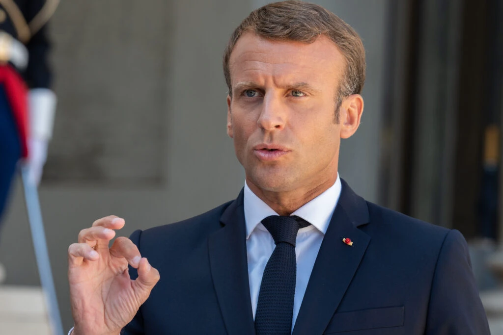 Emmanuel Macron își asumă acțiunile privind intrarea Uber în Franța: Sunt mândru de acest lucru