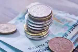 Rusia este în genunchi! A recunoscut până și Moscova: „Economia noastră trece acum printr-un şoc”