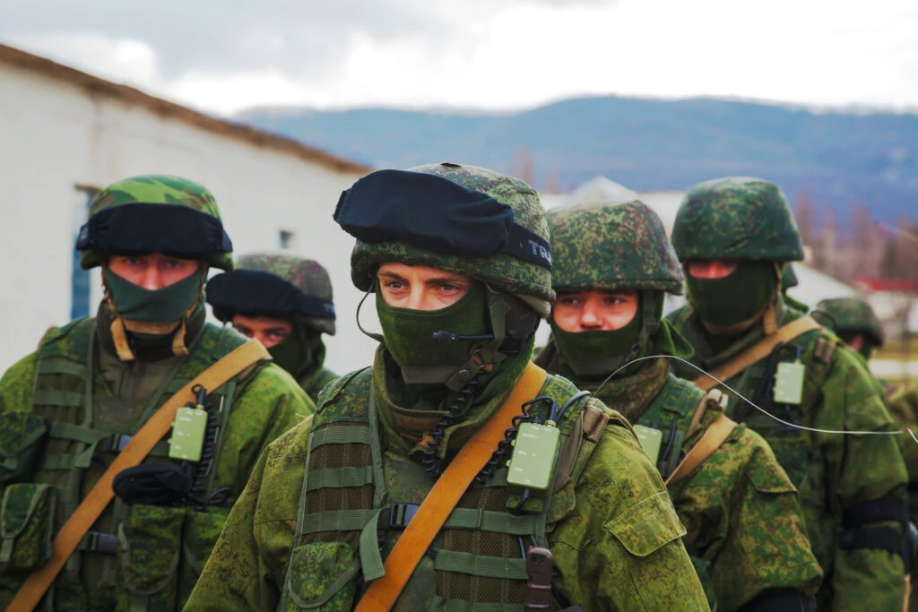 Forțele ruse ar fi desfășurat trupe de protecție radiologică la cea mai mare uzină chimică din Crimeea