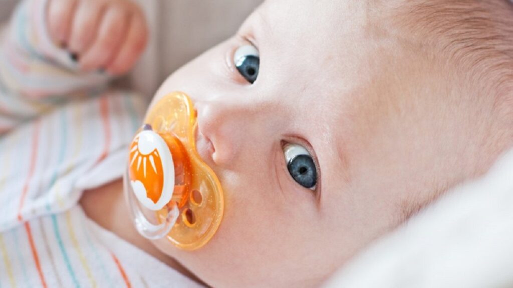 Industria produselor pentru copii, tot mai accelerat dezvoltată – de ce ne trebuie baby nest?