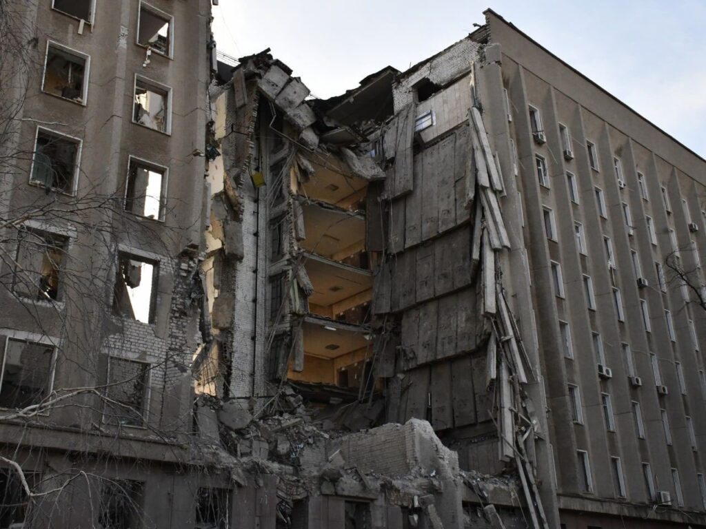 O rachetă rusească a ucis 5 civili și a rănit alți 15 în Ucraina