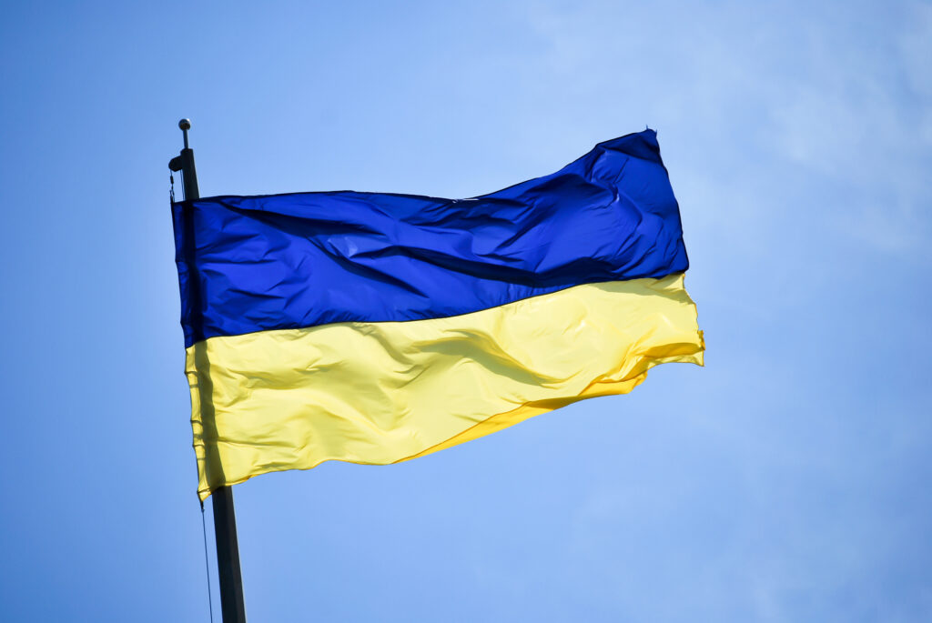 Analiză EY România: Care sunt prevederile legale și implicațiile relocărilor de investiții după criza din Ucraina