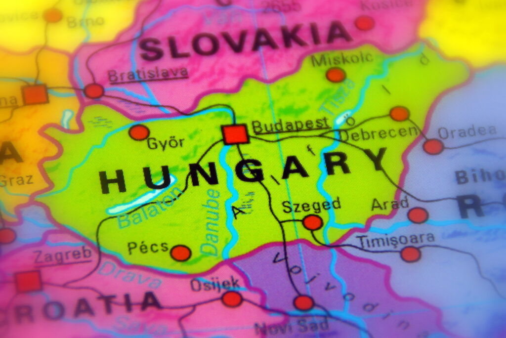 Alertă la granița cu România. Ungaria este la pământ. Populația a ieșit deja în stradă