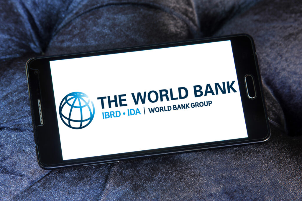 Banca Mondială vorbește despre un risc crescut de recesiune globală în 2023