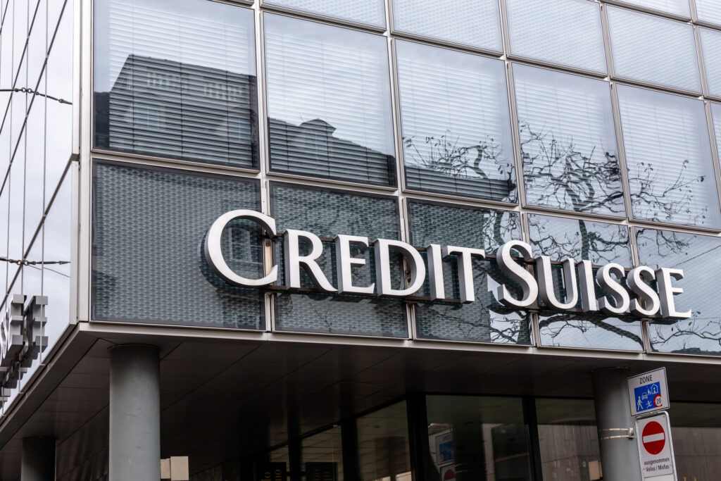Acţiunile Credit Suisse au suferit un declin de 8%. Încrederea investitorilor a rămas fragilă