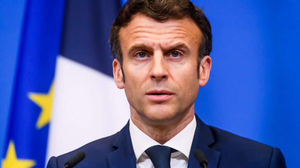 Doliu în Franța! Emmanuel Macron este devastat