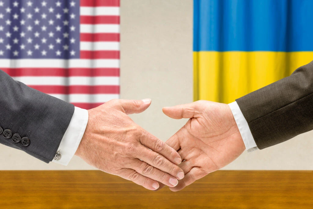 Ucraina primeşte ajutor din SUA. Camera Reprezentanţilor a votat pachetul de 61 miliarde de dolari