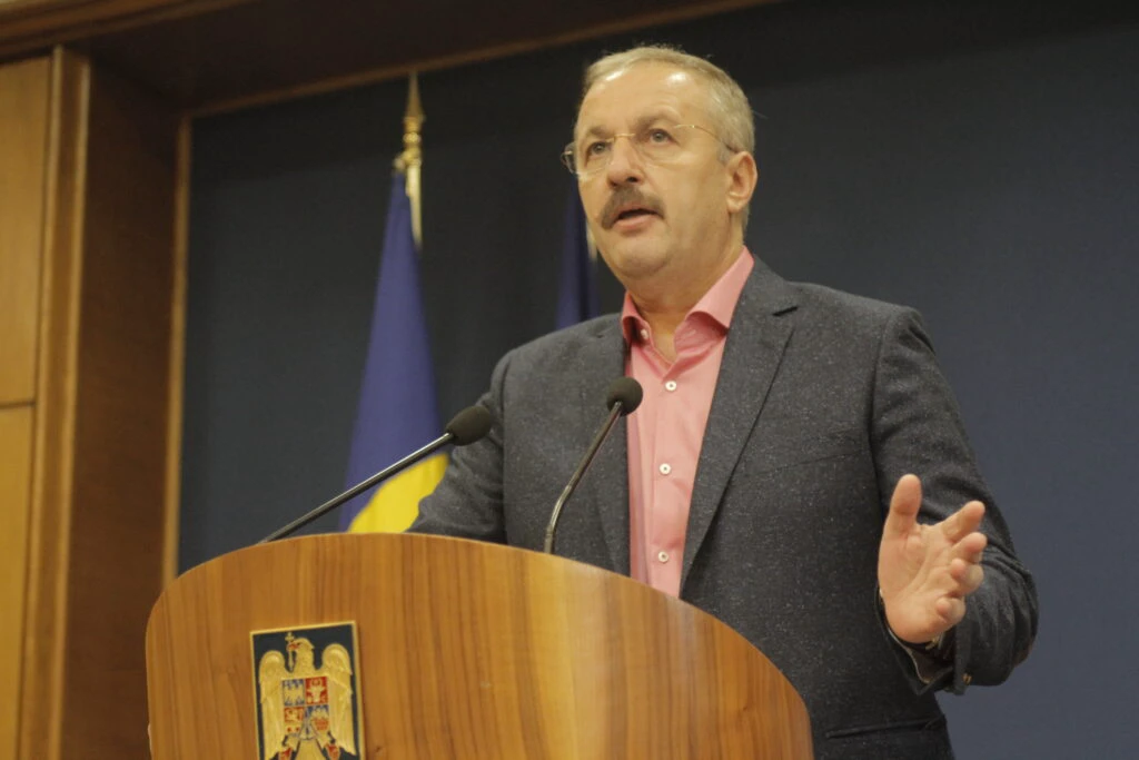 Vasile Dîncu: Pensiile de serviciu și ale militarilor nu trebuie să intre în discuție în acest moment ca pensii speciale