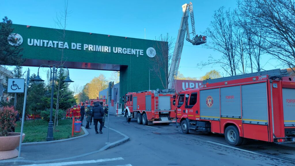 Incendiu la Spitalul Bagdasar-Arseni din Bucureşti. Pompierii au intervenit cu 8 autospeciale