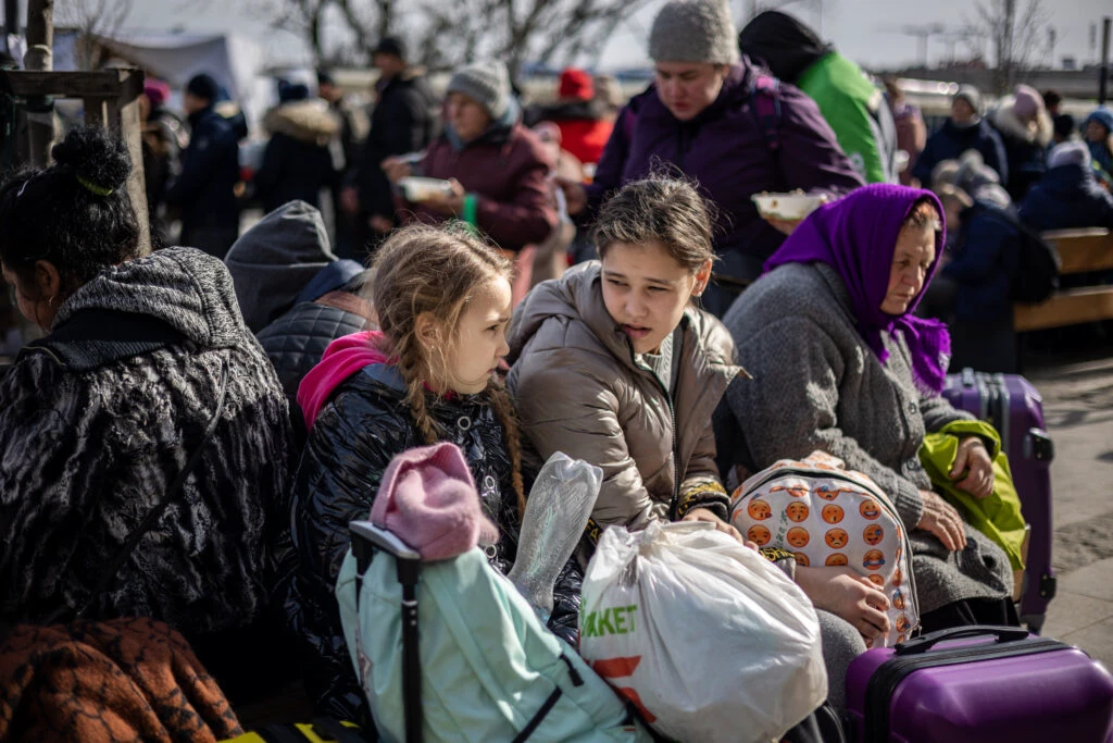 Ajutor pentru refugiaţii din Ucraina. Prefectul Capitalei a cerut intensificarea eforturilor