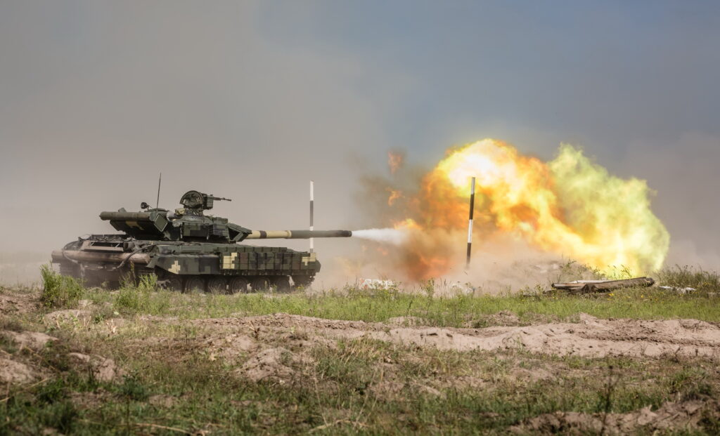 Cheltuieli record la nivel mondial, în 2021, pentru armament. Războiul din Ucraina va accelera tendinţa