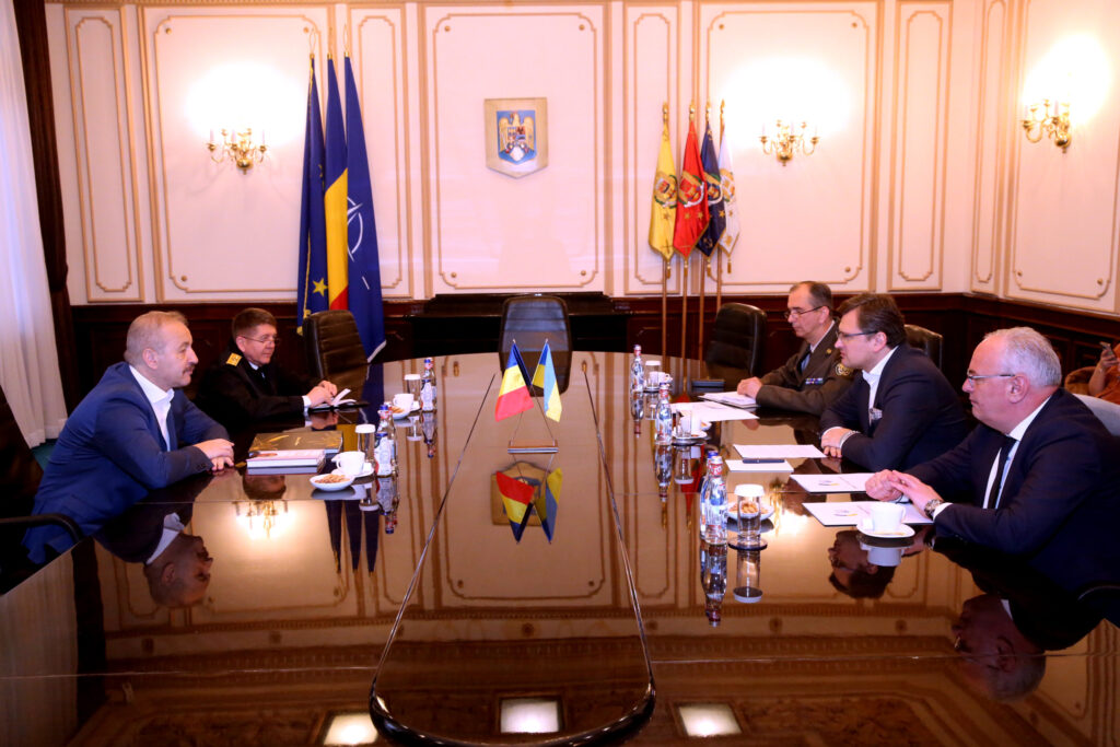Vasile Dîncu, discuții cu ministrul de Externe din Ucraina. Ce au discutat cei doi oficiali